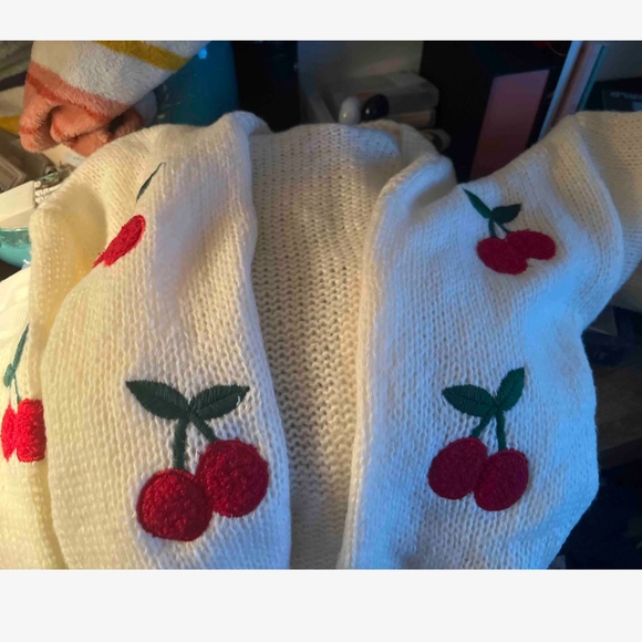 Cozy Embroidered Cherry Open Front Loose Fit Cardigan - Picture 6 of 8